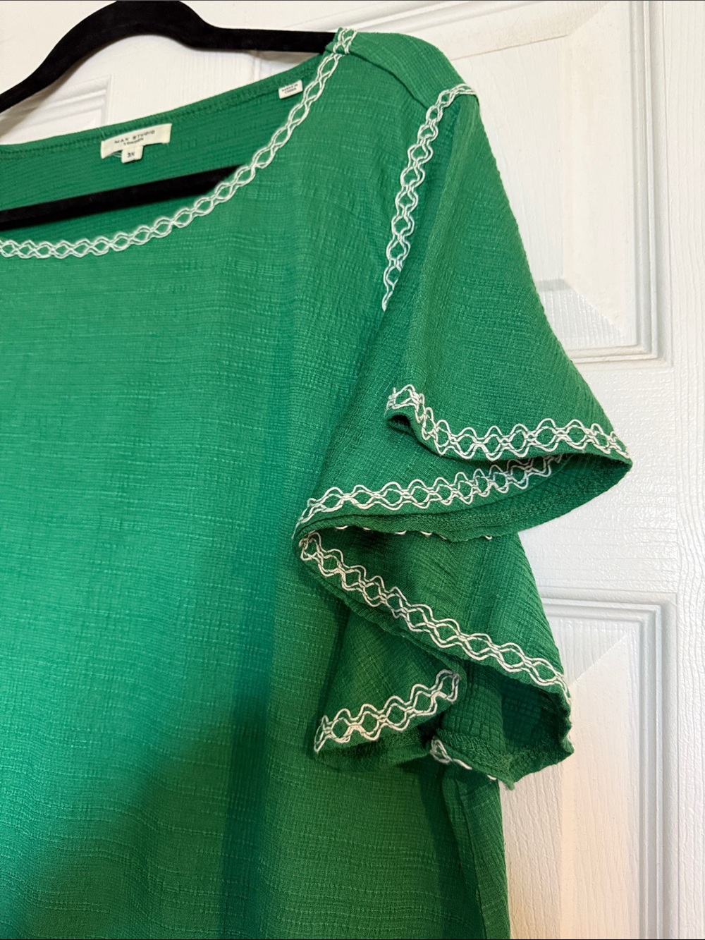 Max Studio Green Ruffle Sleeve Blouse with White Crochet Trim - Picture 2 of 3